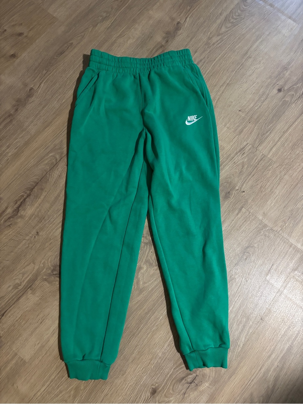 Like New! Green Nike Sweats